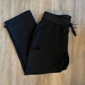 Mandala 9 Pocket Cargo Pant Women’s Scrubs - Large Petite - Black